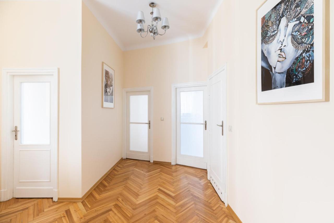 P&O Serviced Apartments Plac Konstytucji Warschau Buitenkant foto