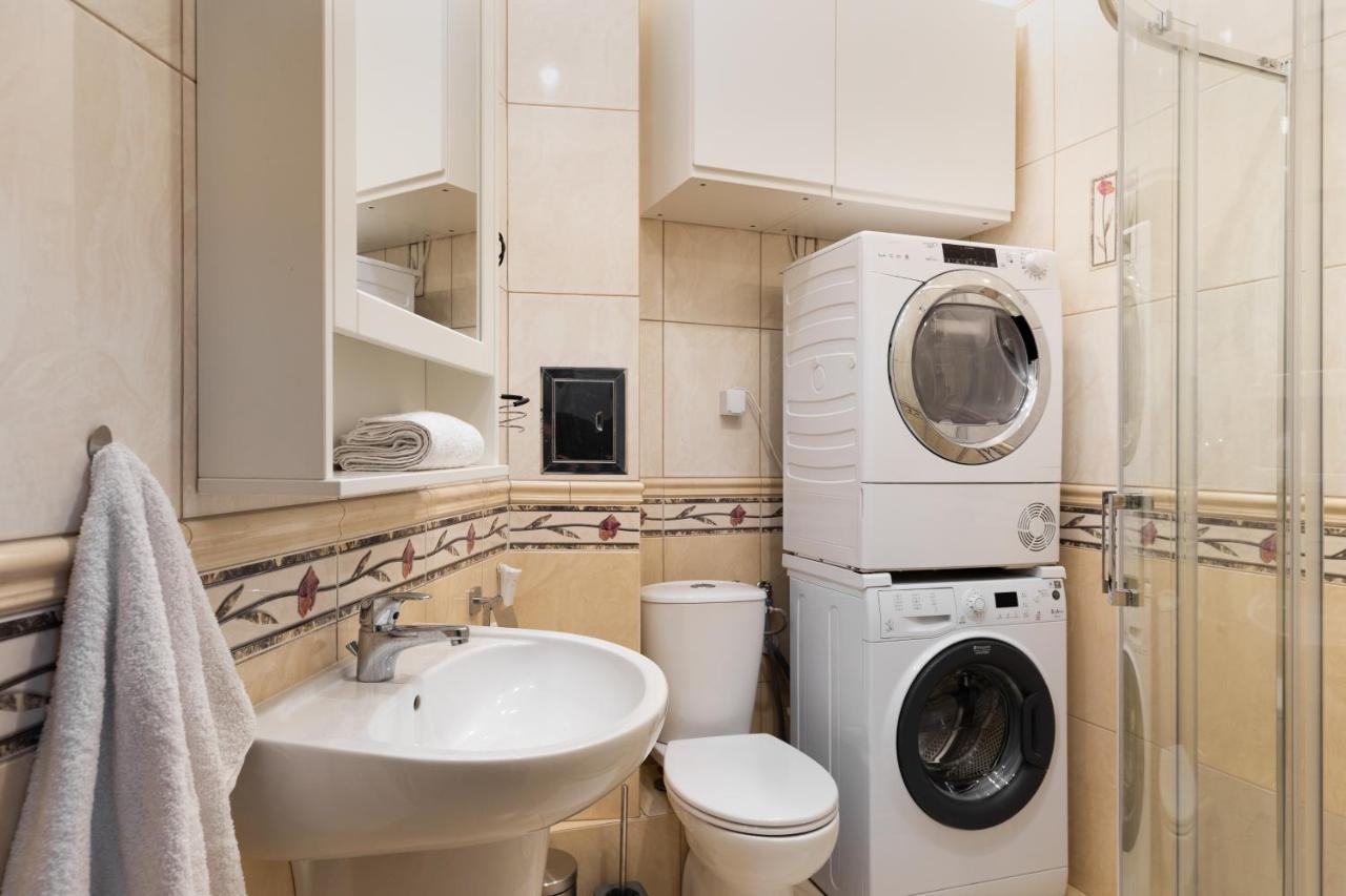 P&O Serviced Apartments Plac Konstytucji Warschau Buitenkant foto